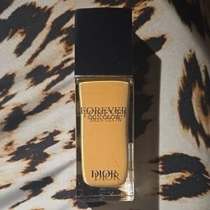 Dior Forever Skin Glow Foundation 3W